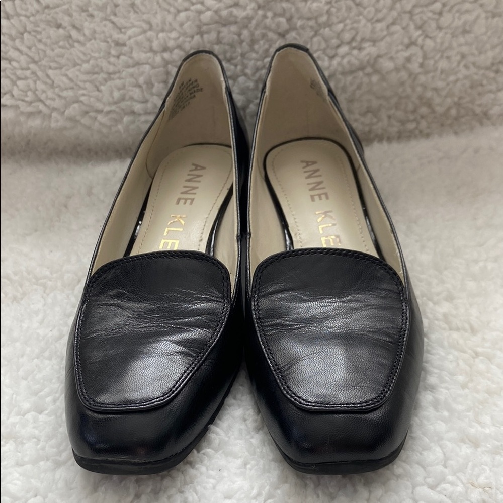 Anne Klein Like New Black Heeled Shoes Size 6